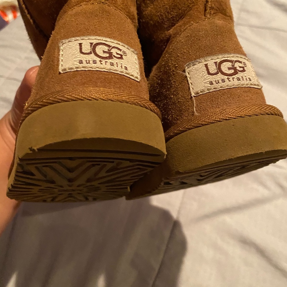 Uggs girls
